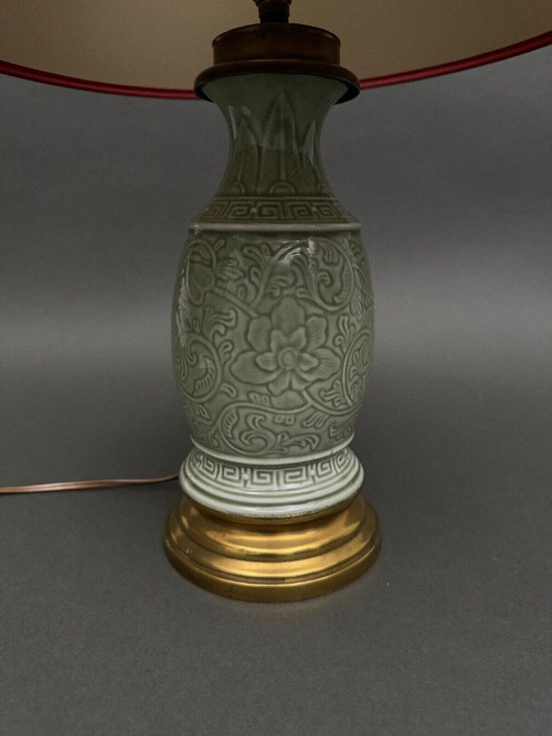 Lampe Napoléon III en céladon vert sur une base en laiton
