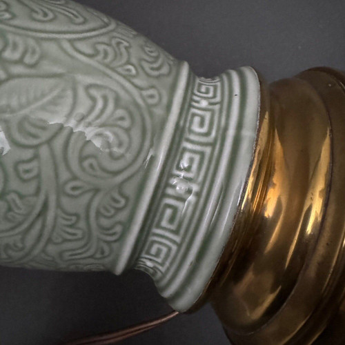 Lampe Napoléon III en céladon vert sur une base en laiton
