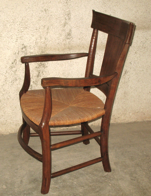 Pair of Restoration-period straw-covered armchairs in walnut Origin Périgord 19th century Directoire style