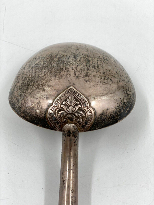 Silver spoon China with foliage decoration late 19th century