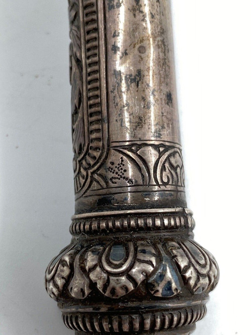Silver spoon China with foliage decoration late 19th century
