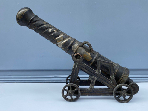 Canon en fonte de fer fin XIXe patine d'origine