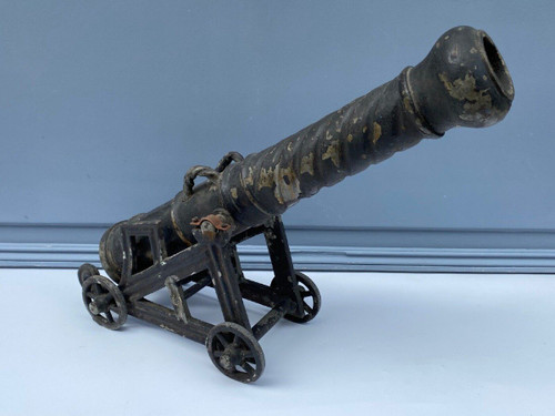 Canon en fonte de fer fin XIXe patine d'origine