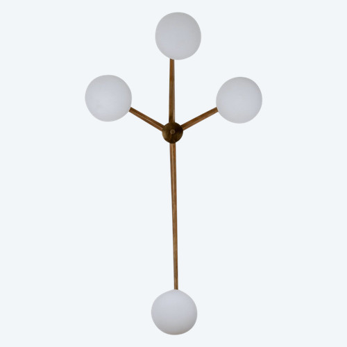 Angelo Lelli. Lampada da parete o soffitto in ottone e opalina. Contemporaneo. LS52051089I