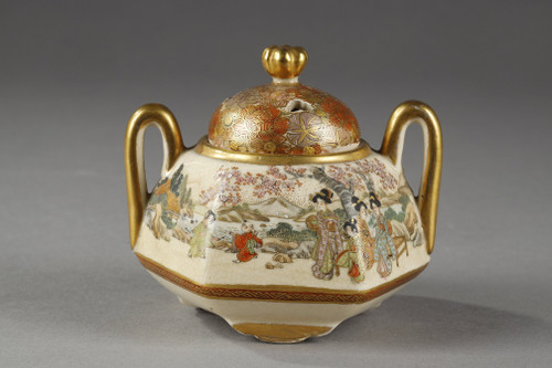 Kyo Satsuma teapot and perfume burner by Kinkozan Kyoto