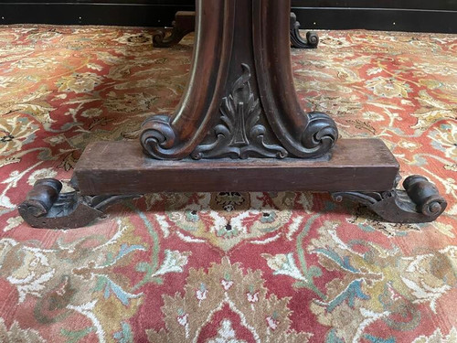 Table de bistrot en acajou style Art Nouveau 