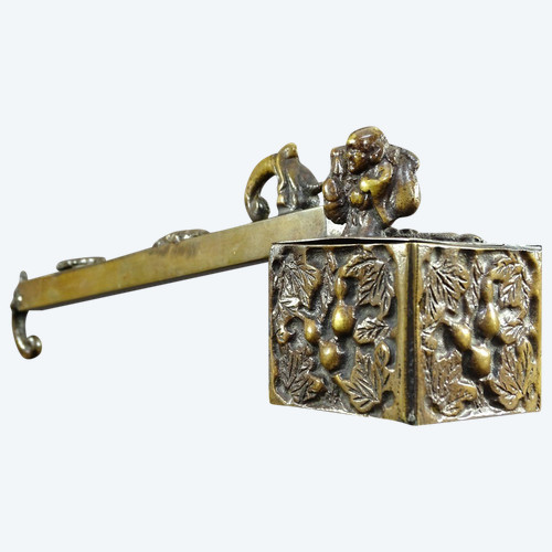 Japan, 1930s/1950s, Bronze inkwell with relief decoration of a figure and a dragon.