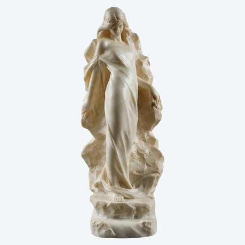 Scultura "Giovane donna con fiore vicino ad una roccia", Giuseppe GAMBOGI (1862-1938)