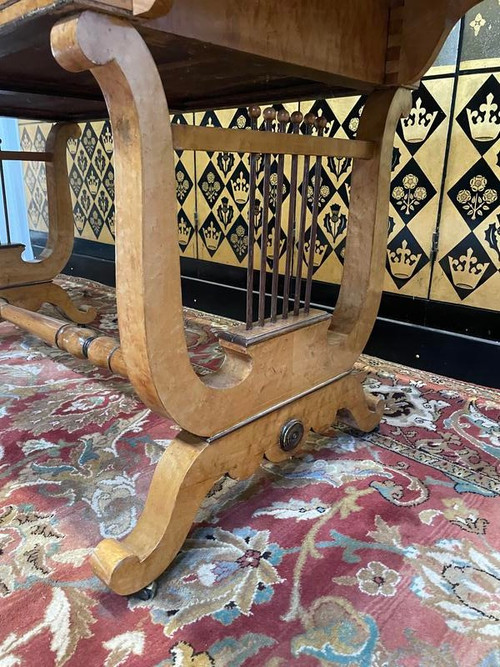 Scrivania Lyre in stile Carlo X