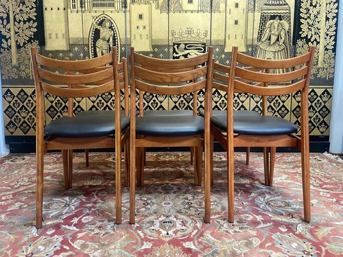 Set of 6 Scandinavian oak chairs