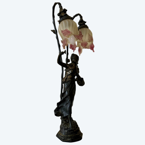 Schöne Jugendstil-Lampe