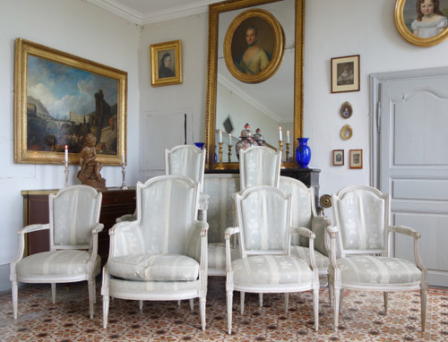 Salon d'époque Louis XVI estampillé Demay, numéro d'inventaire du Ministère des Finances - 7 pièces
