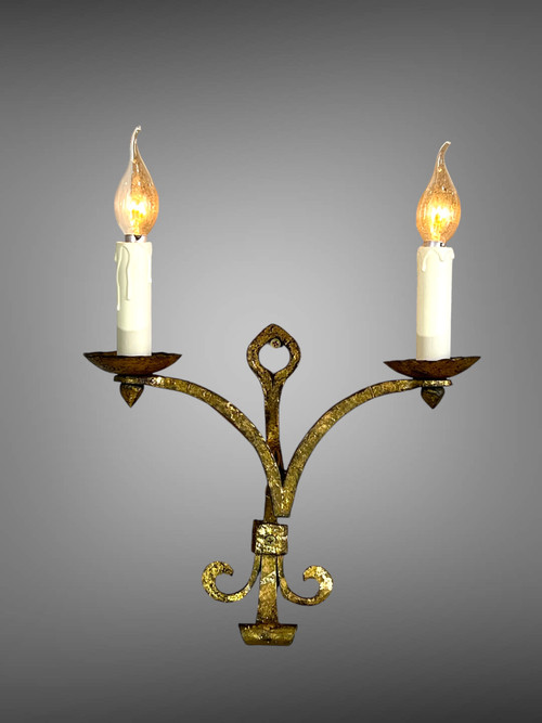 PAIR OF WALLLIGHTS BY ROBERT AND ROGER THIBIER 20th CENTURY IN GILDED AND MARTELLED IRON