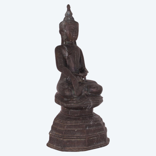Buddha birmano in bronzo, regni Shan.