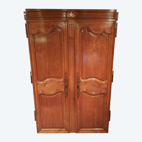 Paire de portes Louis XV en merisier d’époque début du XIXème siècle.
