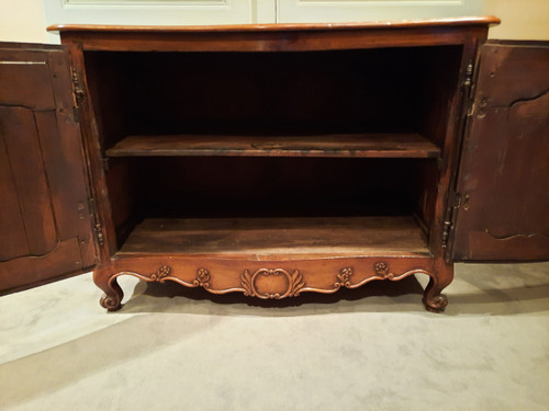 Credenza curva Luigi XV in legno di ciliegio, XVIII secolo.