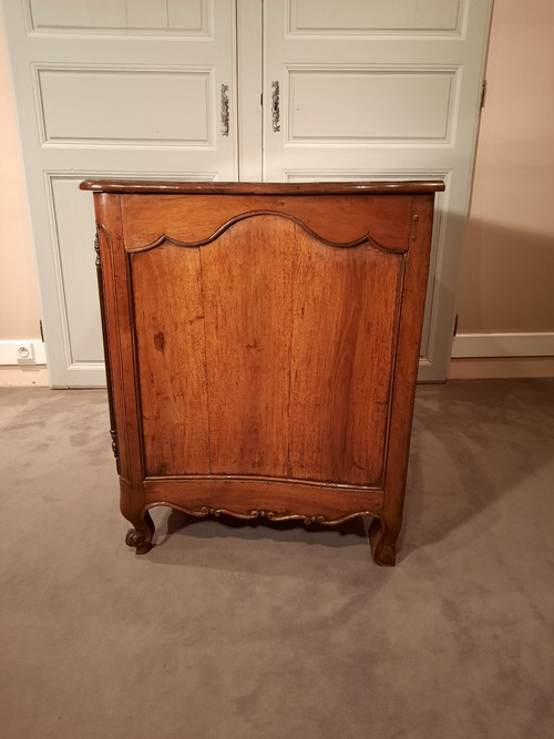 Credenza curva Luigi XV in legno di ciliegio, XVIII secolo.