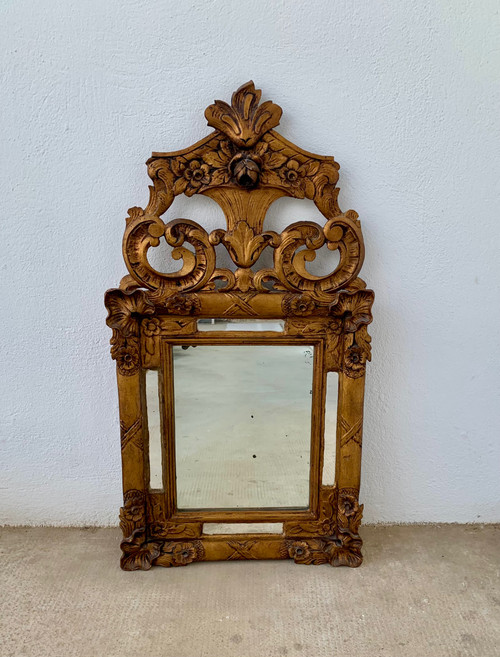 Miroir à parecloses bois doré 