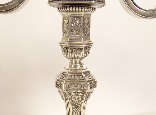 Coppia di candelabri a 2 luci Luigi XIV Christofle Dupérier Metallo argentato XX secolo