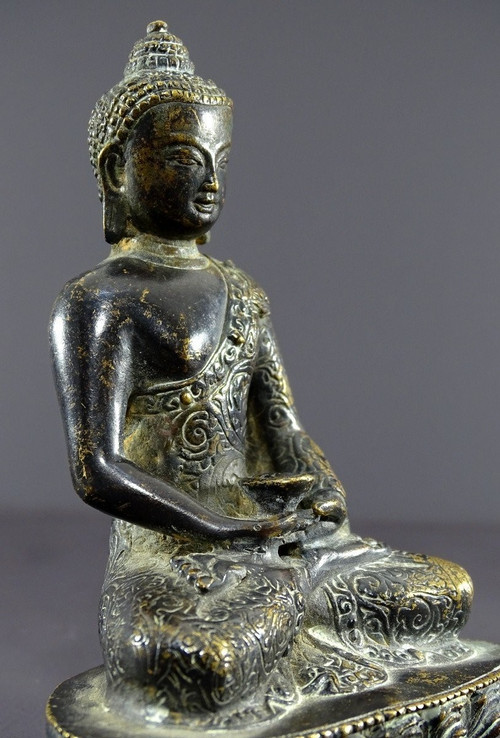 Sino-Tibetan Art, First Half 20th Century, Bronze Buddha Statue.