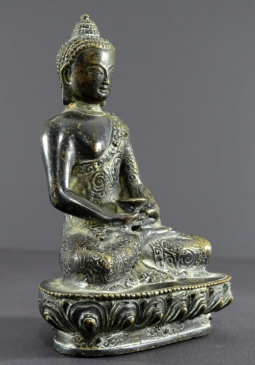 Sino-Tibetan Art, First Half 20th Century, Bronze Buddha Statue.