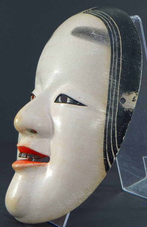 Japon, Début Du XXème Siècle, Masque De Théâtre Du Noh Personnage Ko-omote En Bois Polychrome. 