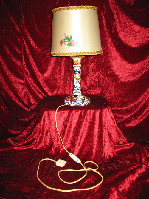 Gien earthenware candlestick lamp decorated with peonies with its original lampshade