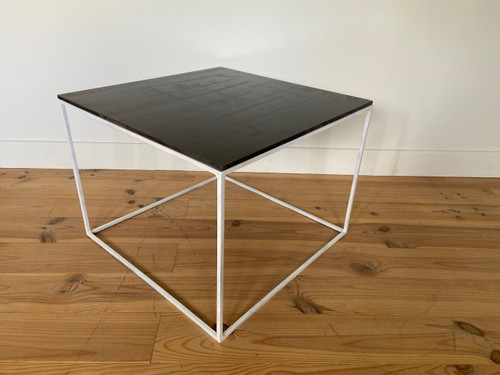 Table basse ou table d'appoint carrée en ardoise.