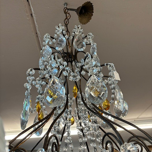  Magnifique et ancien lustre à 10 lumières en cristal Lustre . Diamètre 70 cm