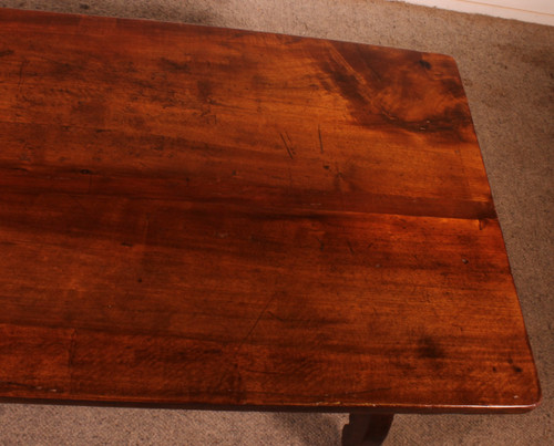 Table Espagnole En Noyer Du 17° Siècle