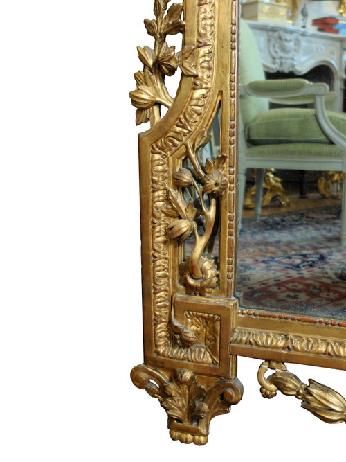 Important miroir d'époque Louis XVI en bois doré