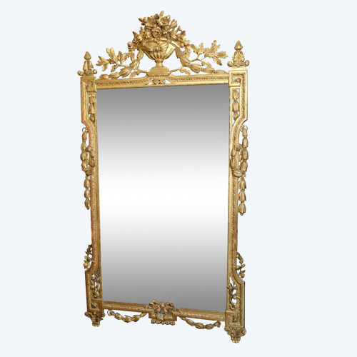 Important miroir d'époque Louis XVI en bois doré