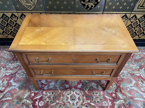 Commode sauteuse de style Louis XVI-Directoire 
