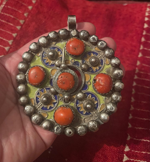 FIBEL, Anhänger, BENI YENNI, GRANDE KABYLIE, ALGERIEN. Ethnischer Schmuck . Berber Schmuck.