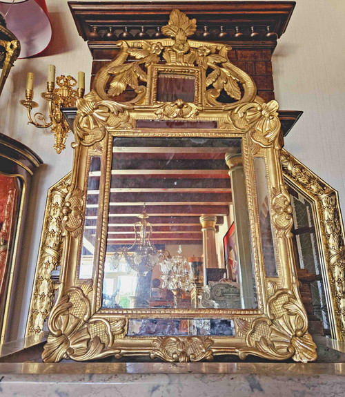 Miroir En Bois Doré à Parcloses époque XVIIIème 50x96 Cm