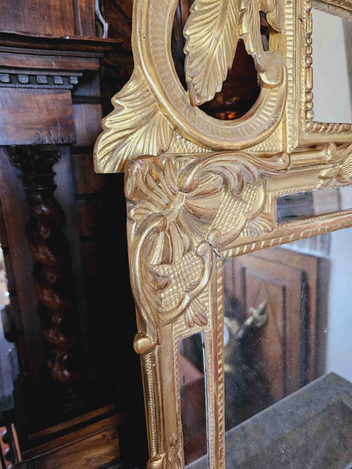 Miroir En Bois Doré à Parcloses époque XVIIIème 50x96 Cm