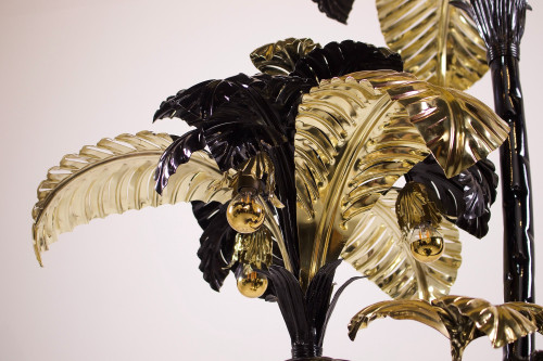 Grande lampada da terra XXL a forma di palma in nero e oro, Hans Kögl.