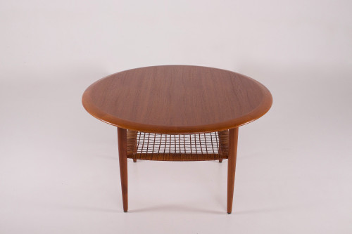 Danish coffee table Johannes Andersen.
