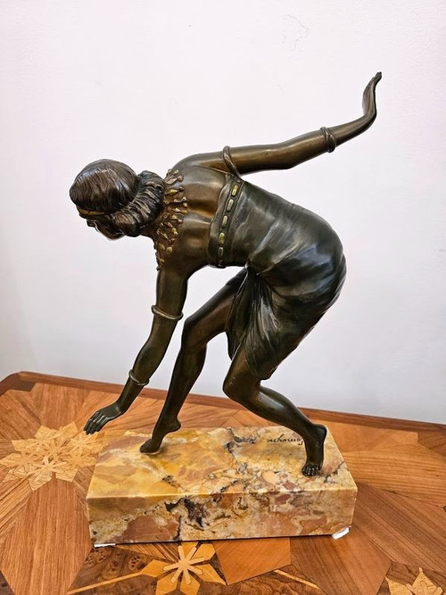 Art Deco Bronze „Orientänzerin“