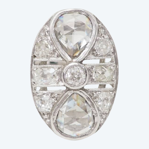 Anello Art Déco in oro bianco e diamanti