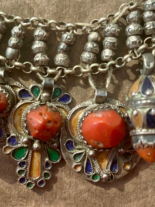 COLLANA CABILIA DEI BENI YENI, Algeria, grande Cabilia circa 1935. Gioielli etici. Gioielli berberi 