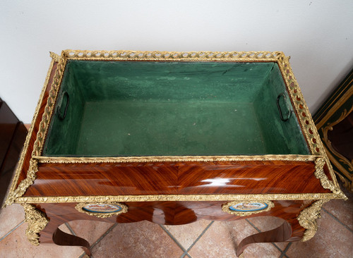 Fioriera Napoleone III Francese con Piatti in Porcellana di Sèvres del XIX secolo