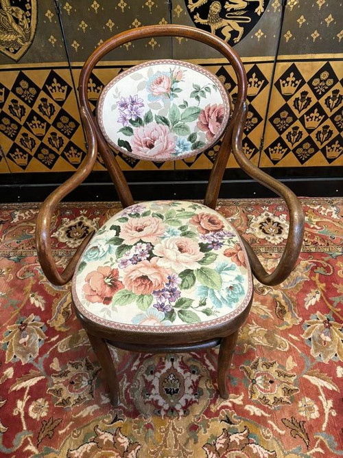 Kohn armchair no15
