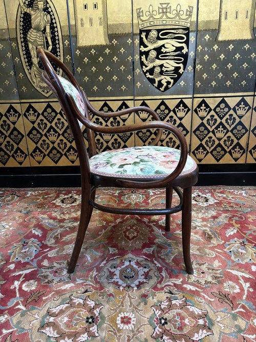 Kohn armchair no15