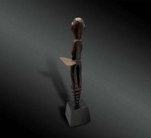 STATUETTE PROTECTRICE - Hampatong  Culture Dayak, île de Bornéo - Vers 1900