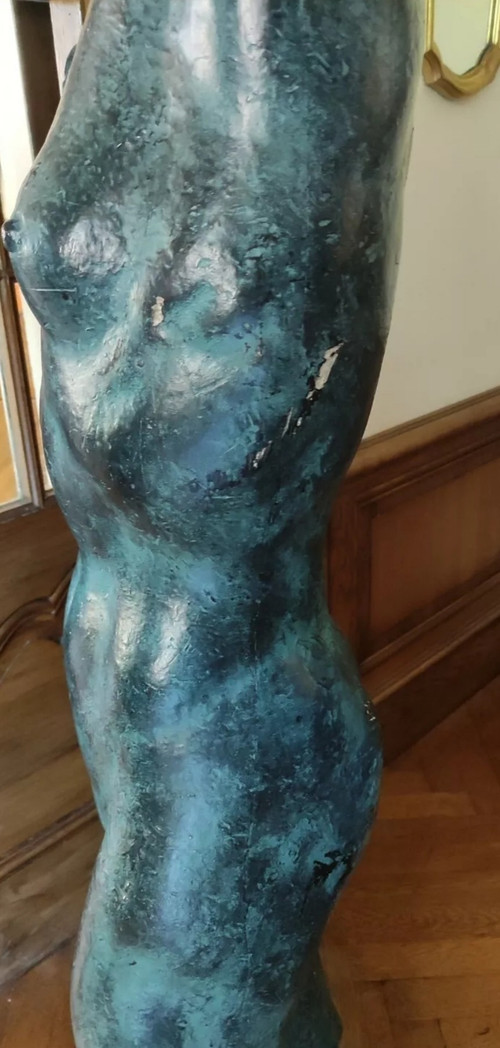 Grande statua scultura in gesso di donna nuda