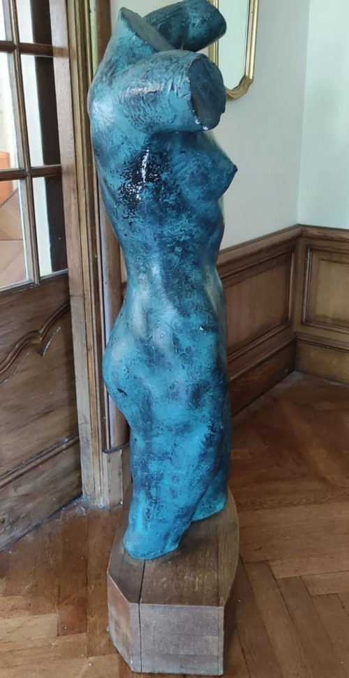 Grande statua scultura in gesso di donna nuda