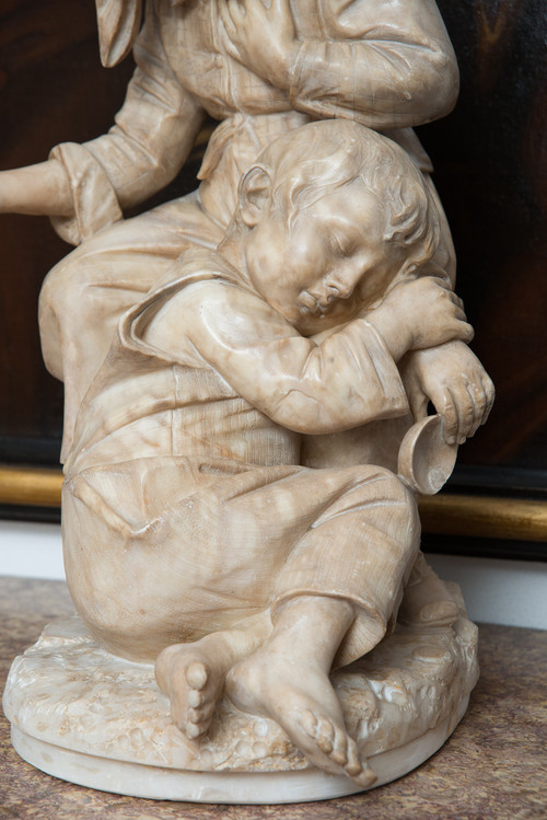 Sculpture Ancienne En Albâtre Représentant Les Enfants Mendiants Florence 19ème Siècle.