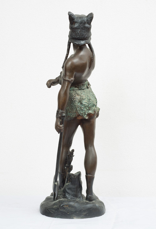 Antica scultura francese dell'inizio del XX secolo.