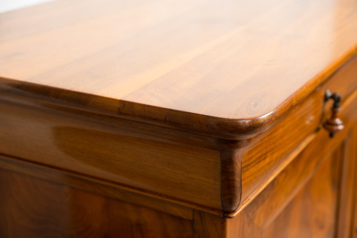 Antique sideboard from the 19th century.